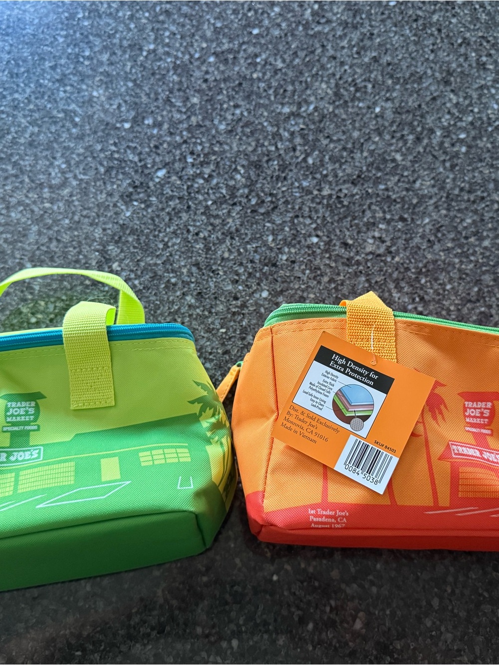 2 Trader Joe’s Insulated Orange  & Green Lunch Bag - Compact Cooler Tote